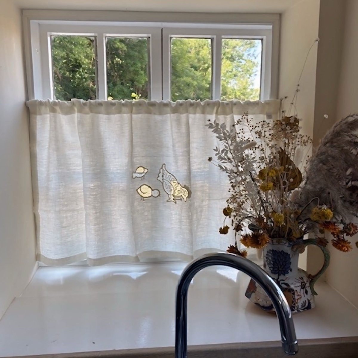 Hen with Chicks Linen Cafe Curtain - Linen and Letters