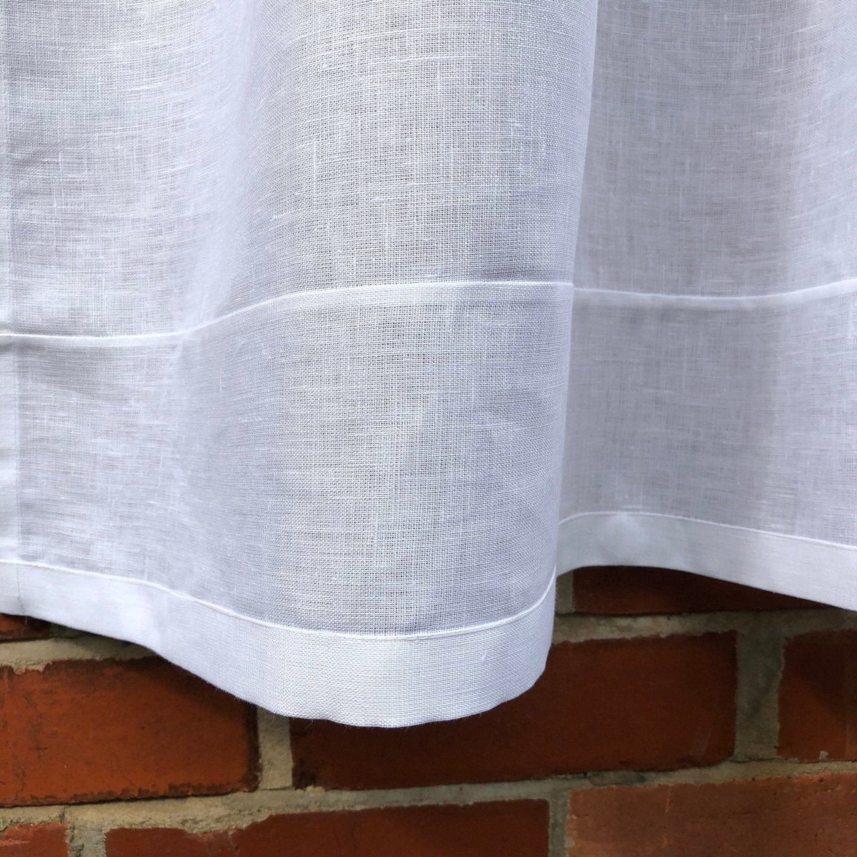 Appleton White Linen Half Curtain - Linen and Letters
