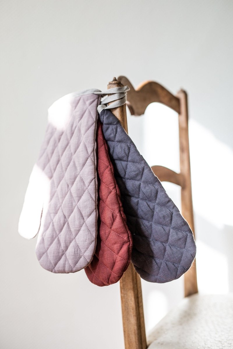 Quilted Linen Glove Oven Mitt - Linen and Letters