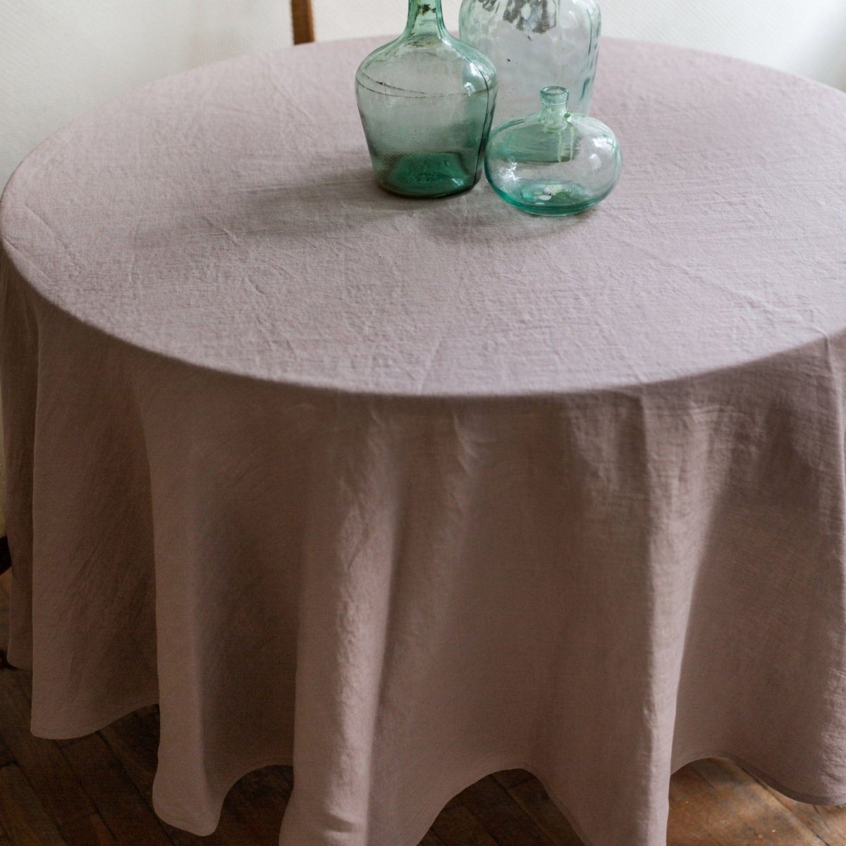 Round 100% Linen Tablecloth - Linen and Letters