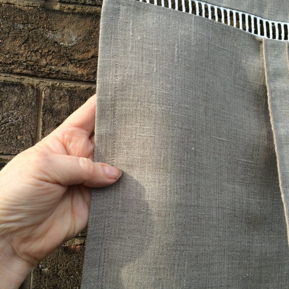 Trafford Linen Tree Tie Up Valance - Linen and Letters