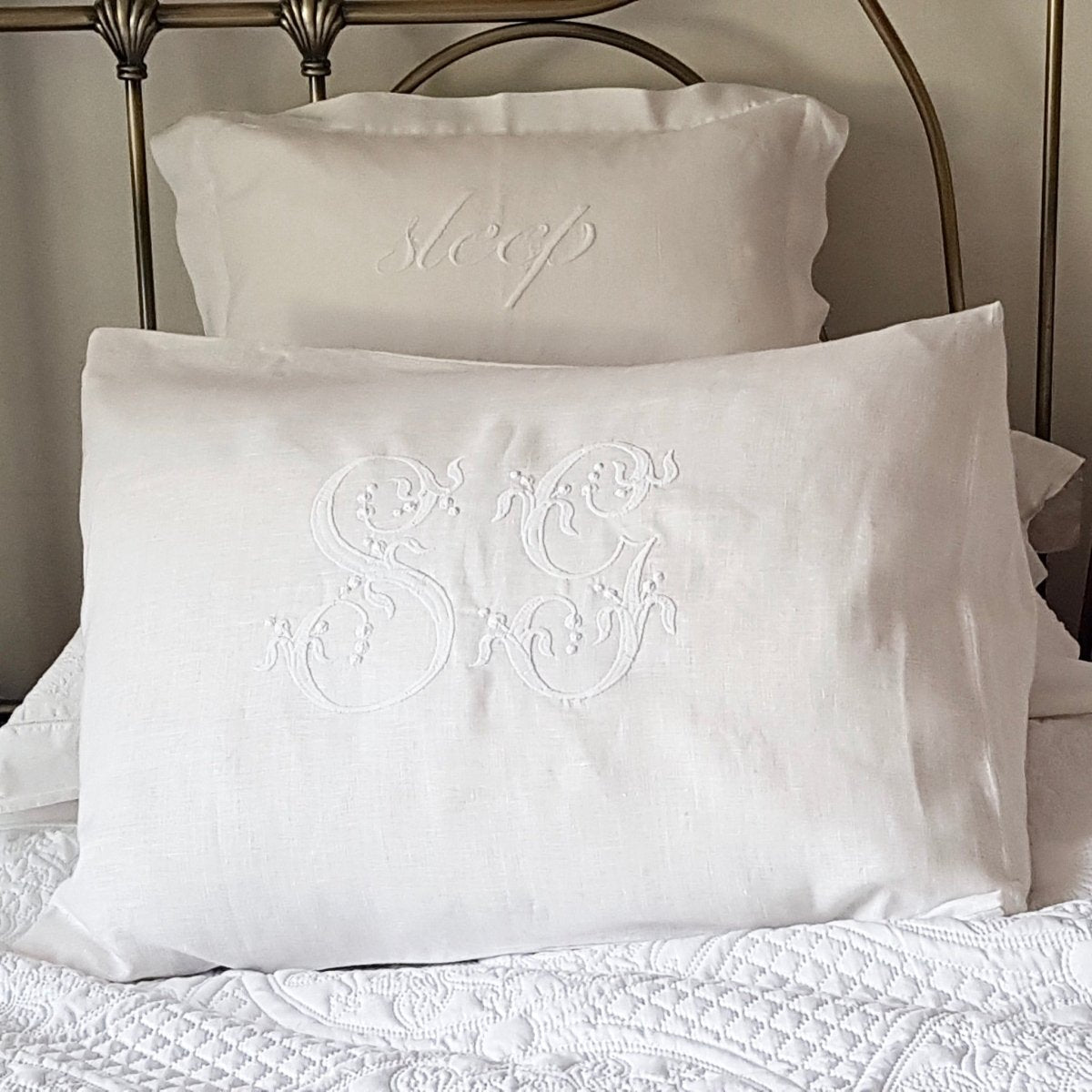 Collections – Linen and Letters