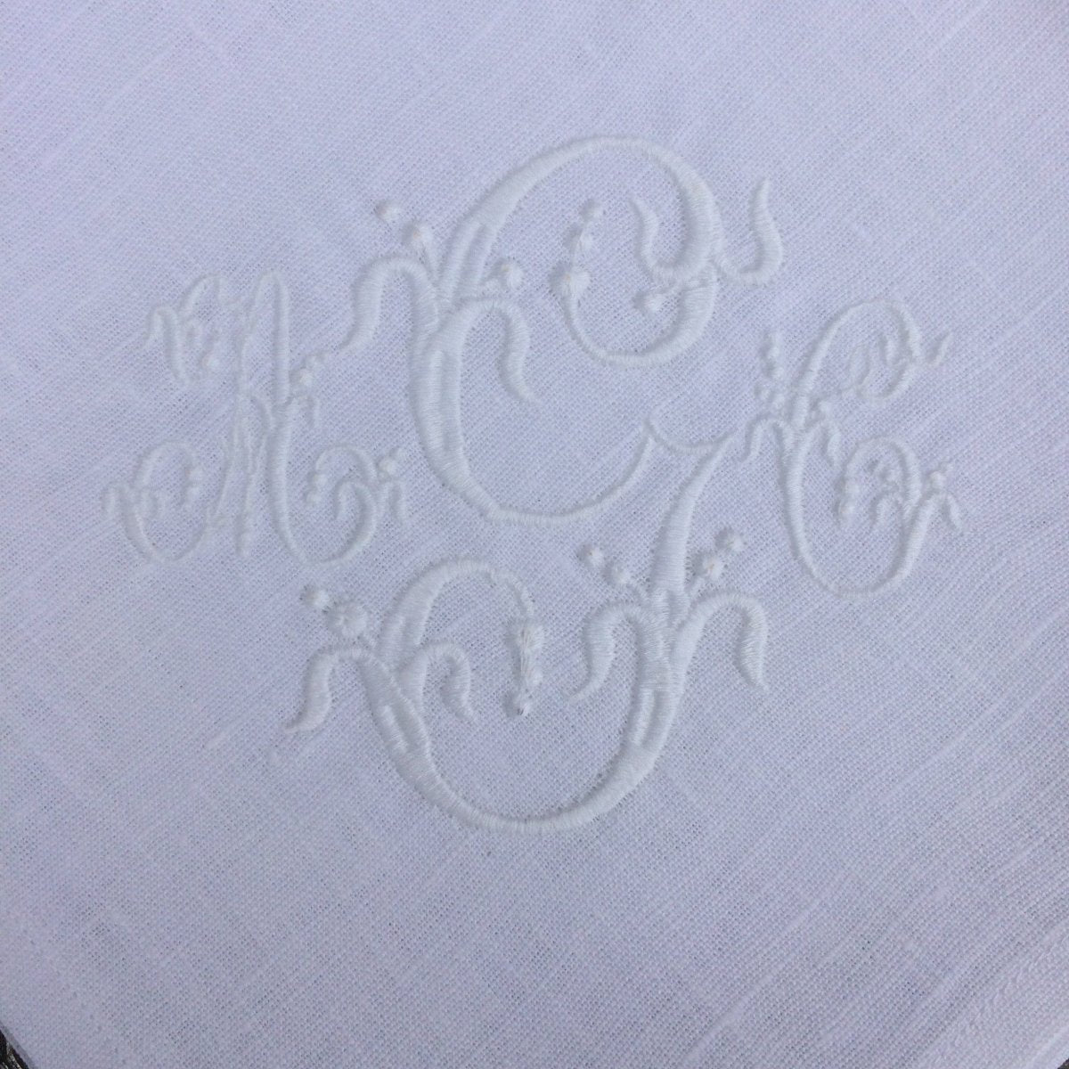 100% White Linen Napkins with Embroidered French Monogram with matt Egyptian Thread - Linen and Letters