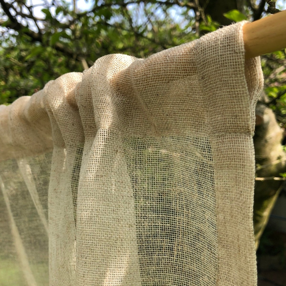 Bird Valance - Linen and Letters