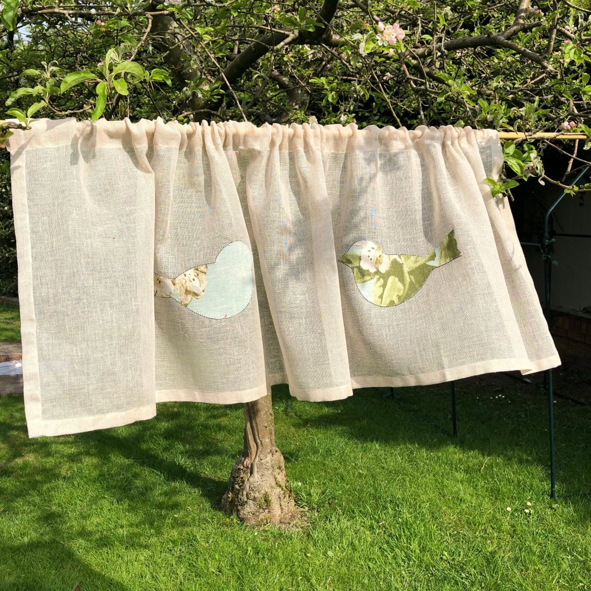 Bird Valance - Linen and Letters