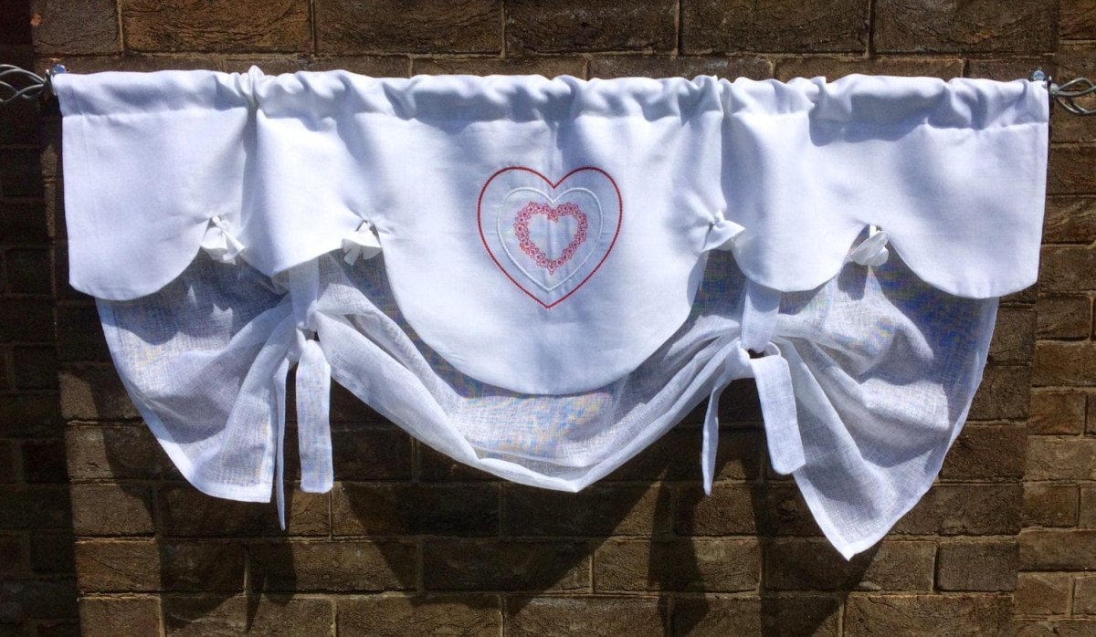 Heart Tie Up Valance - Linen and Letters