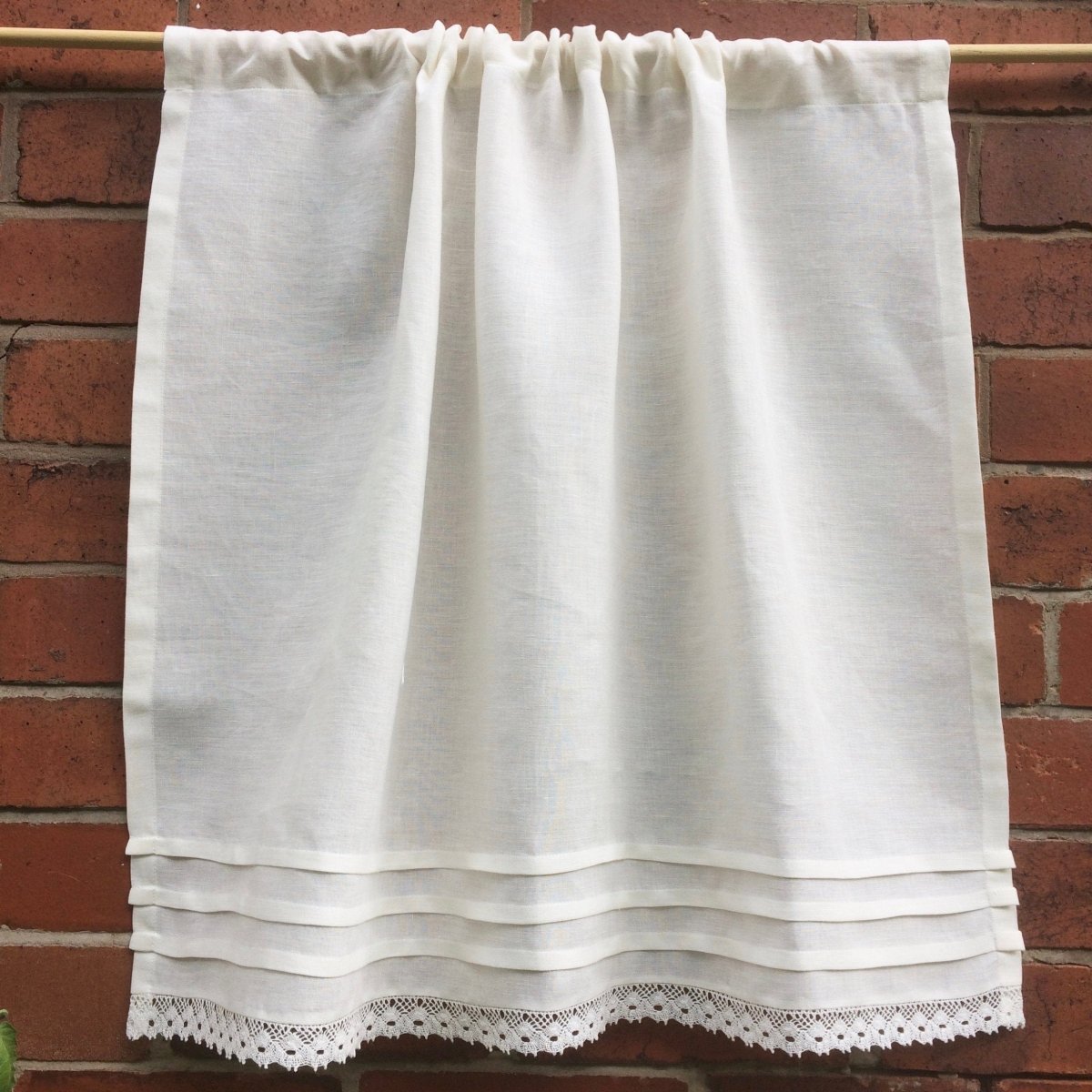 Lowton Cream Linen Lace Valance Curtain - Linen and Letters