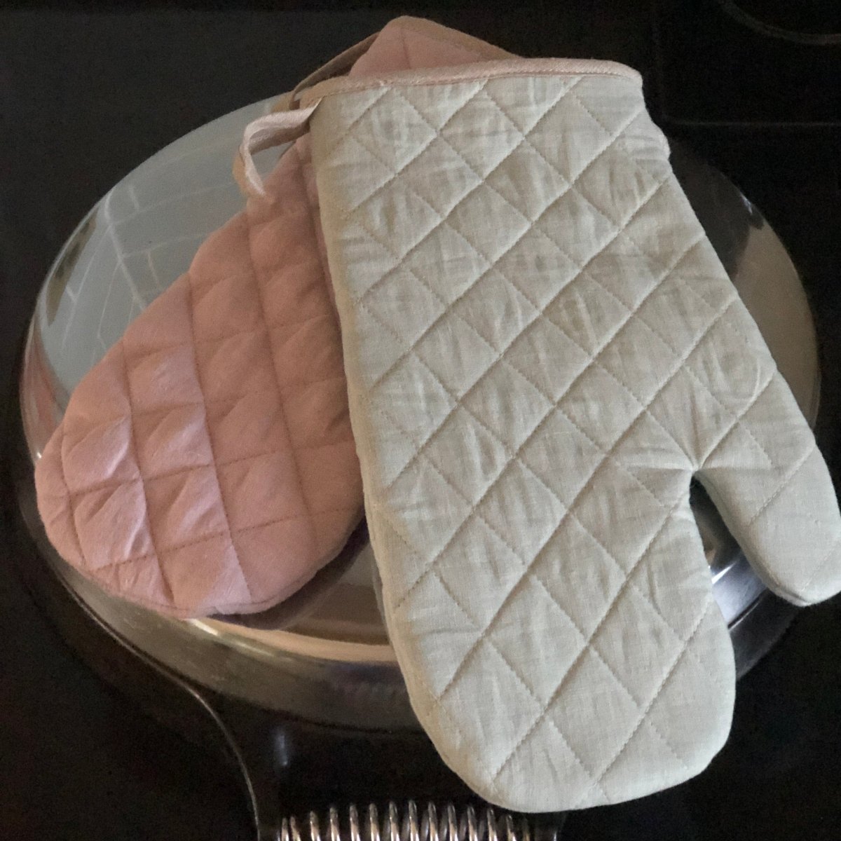 Set Pair Quilted Linen Aga Pads Lid Covers with Oven Mitt - Linen and Letters