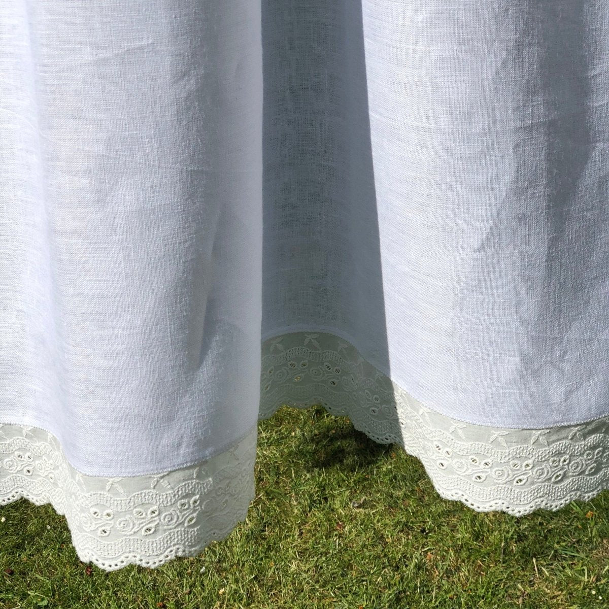 Styal White Linen Lace Cafe Curtain - Linen and Letters